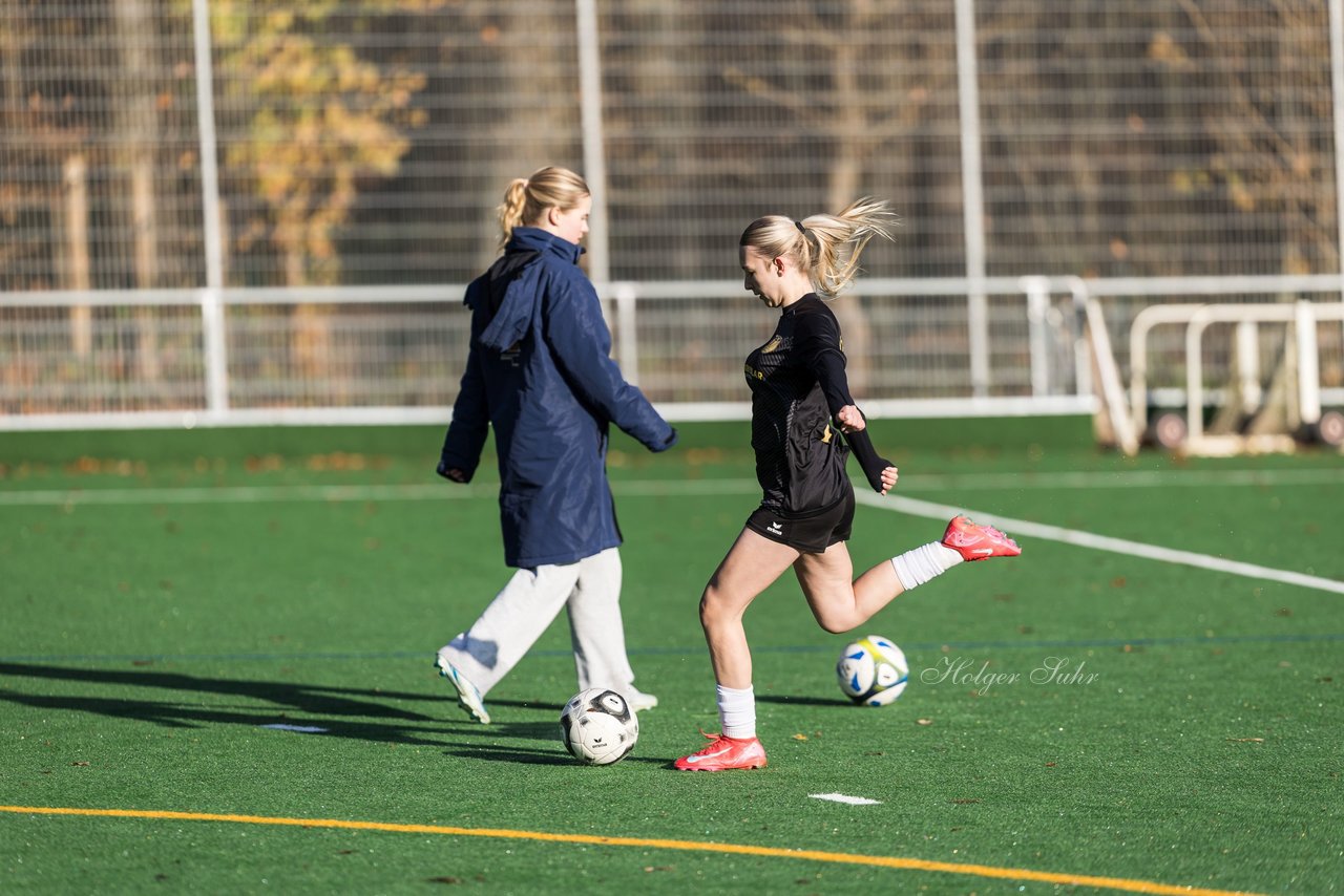 Bild 119 - wBJ VfL Pinneberg2 - Eimsbuttler TV 3 : Ergebnis: 5:0